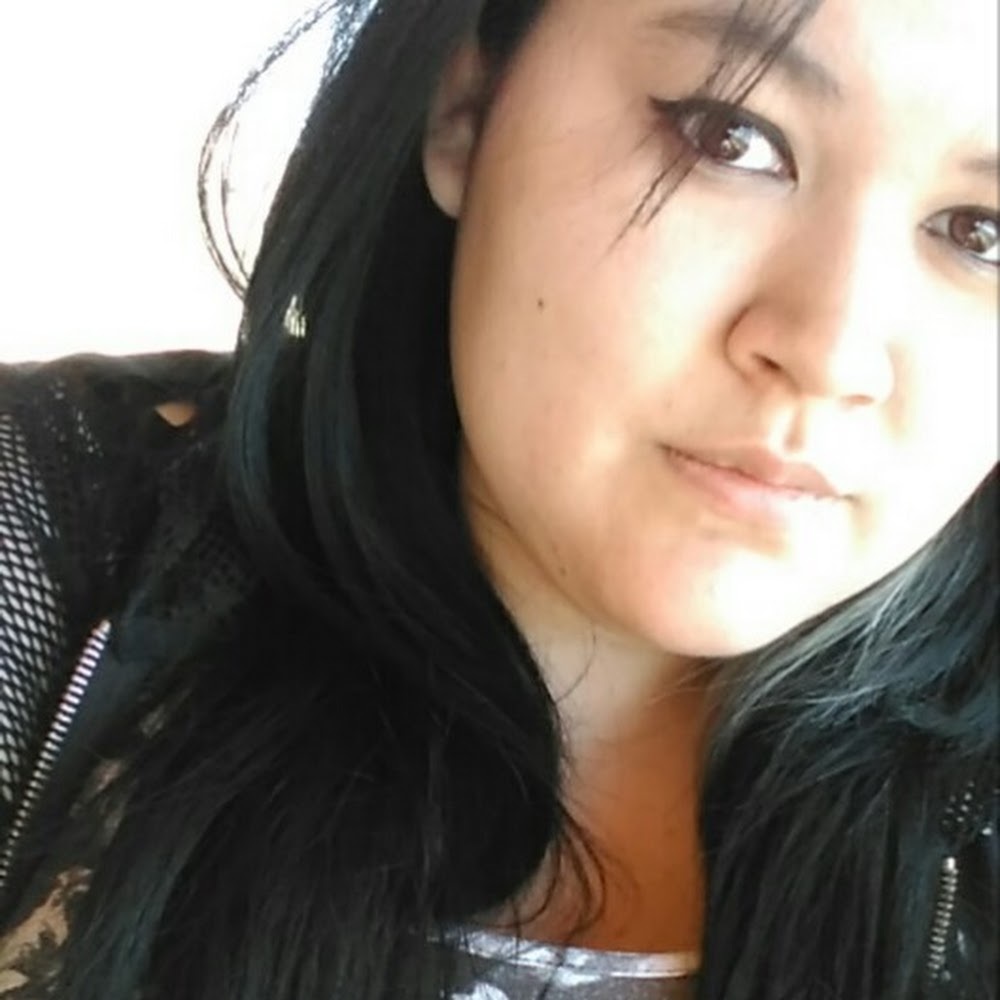 Meet your Posher, Allyssa